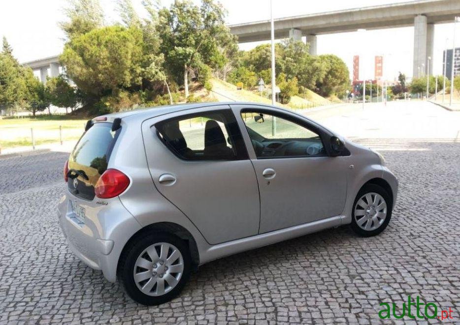 2007' Toyota Aygo 1.0 + Ac photo #1