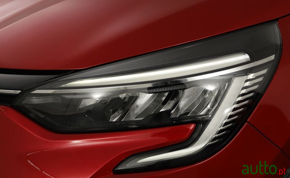 2021' Renault Clio 1.0 Tce Limited photo #6