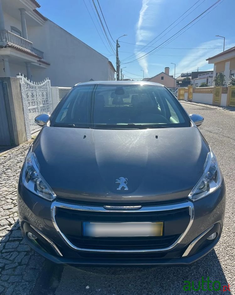 2018' Peugeot 208 photo #2