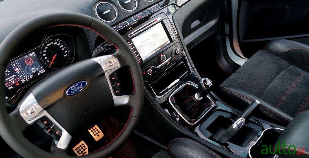 2014' Ford S-Max photo #1