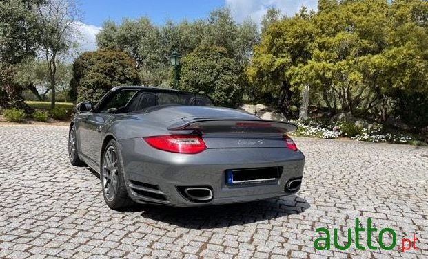 2011' Porsche 997 photo #3