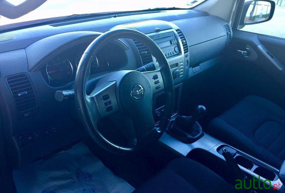 2005' Nissan Pathfinder photo #3