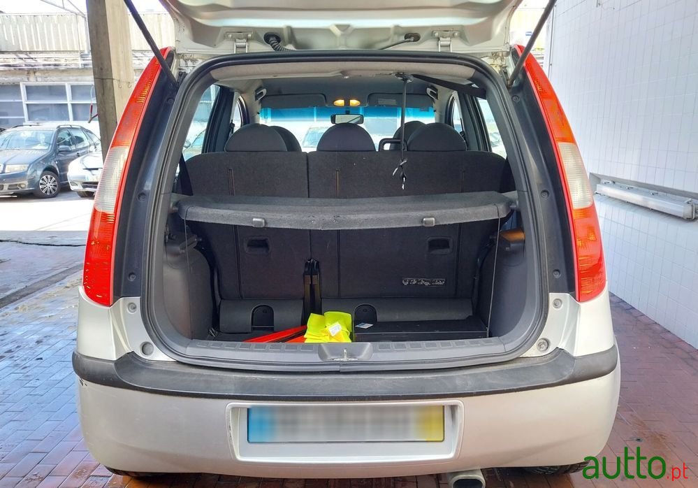 2005' Mitsubishi Colt 1.1 Inform photo #2