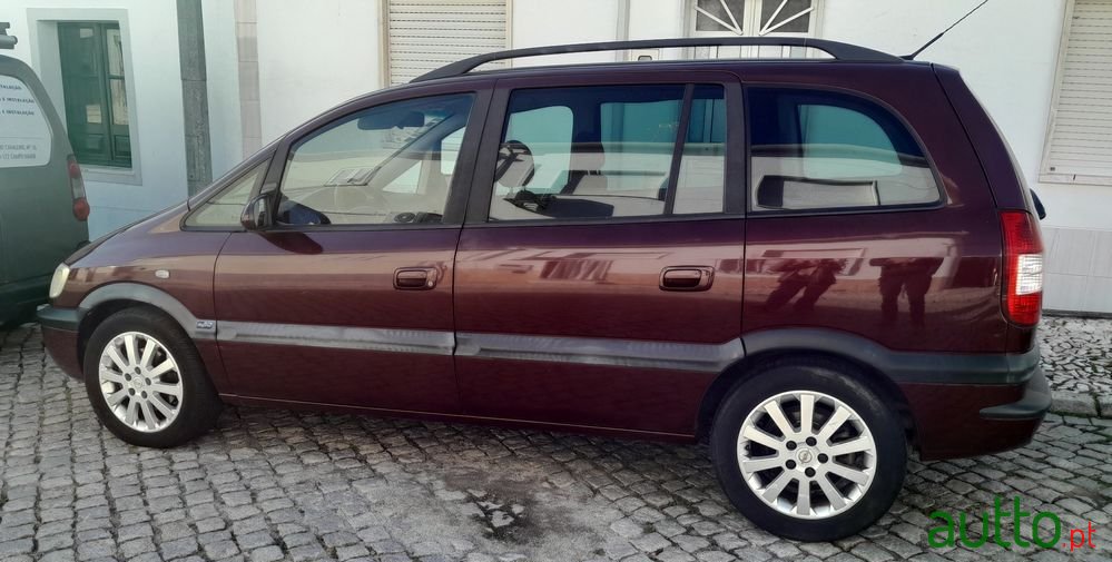 2003' Opel Zafira photo #4