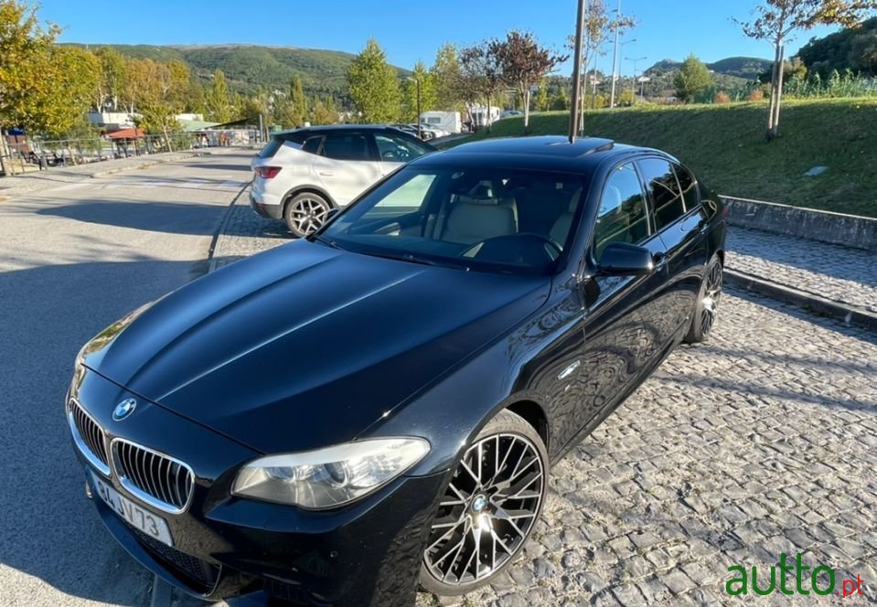 2010' BMW 535 photo #5