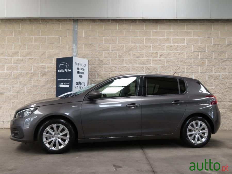 2020' Peugeot 308 photo #2