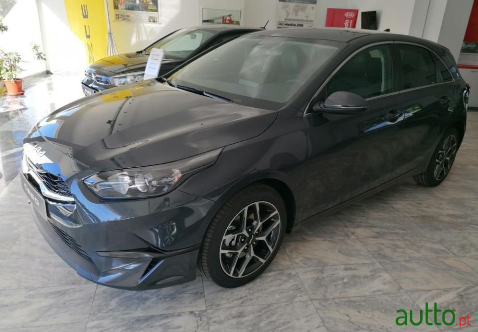 2021' Kia Ceed photo #3