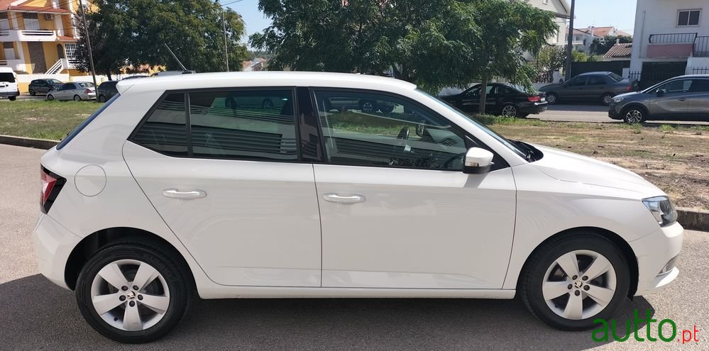 2018' Skoda Fabia photo #5