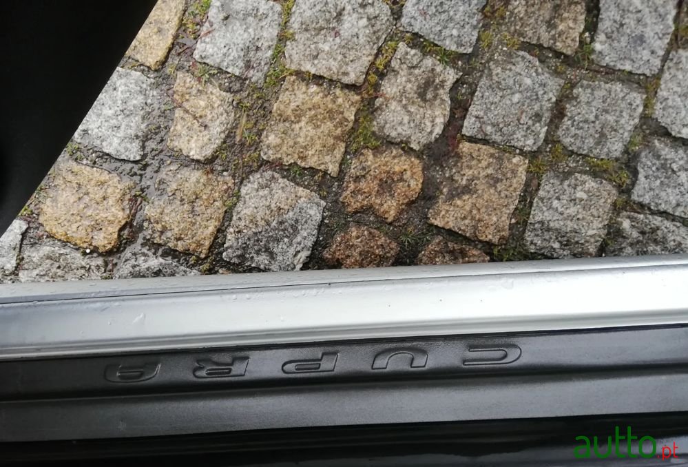 2002' SEAT Leon 1.9 Tdi 4 Cupra photo #4