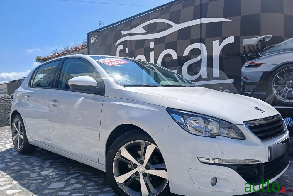 2014' Peugeot 308 1.6 Hdi Active photo #2