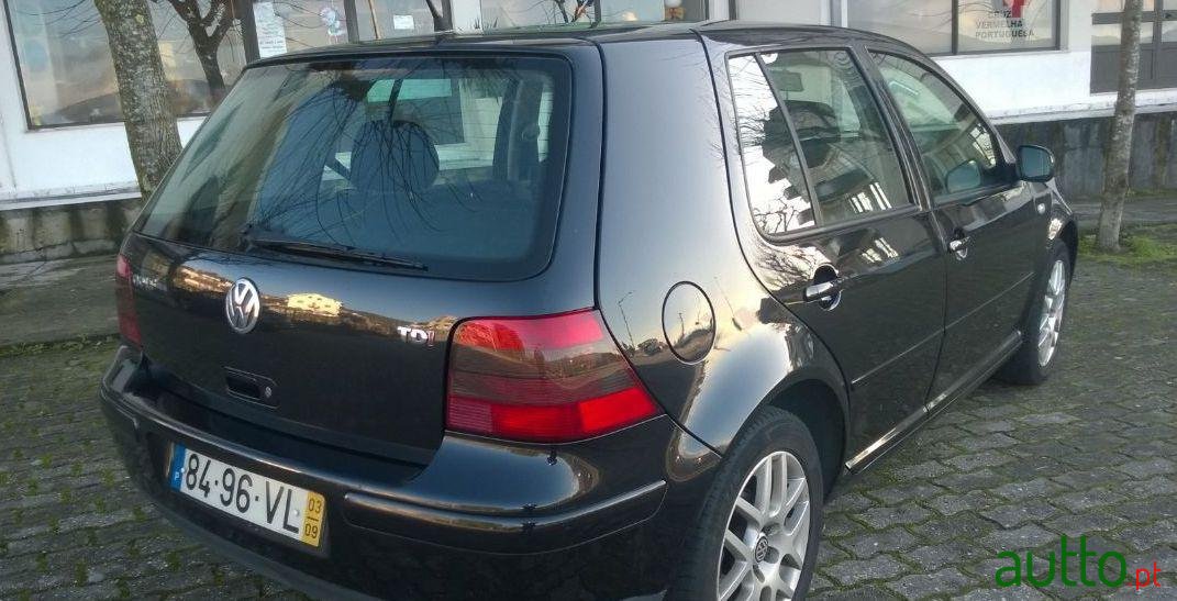 2003' Volkswagen Golf 1.9 Tdi Generation photo #3