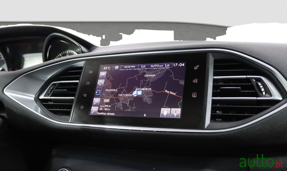 2016' Peugeot 308 photo #6