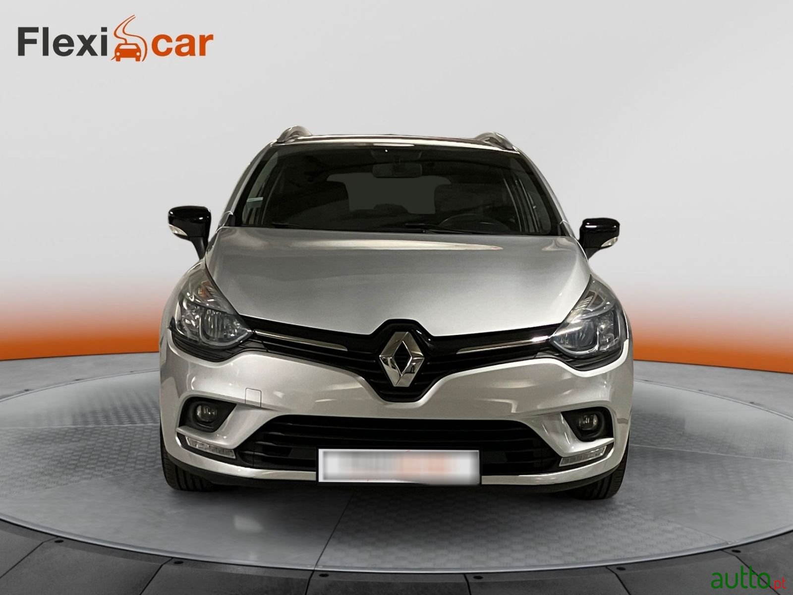 2017' Renault Clio Sport Tourer photo #2