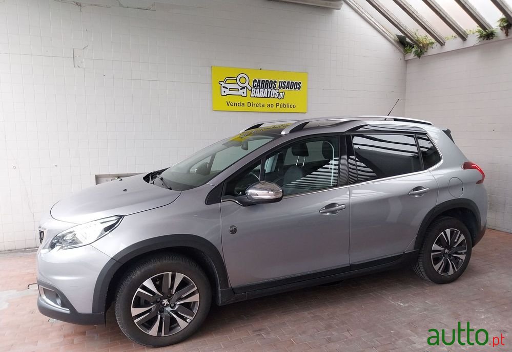 2018' Peugeot 2008 photo #2