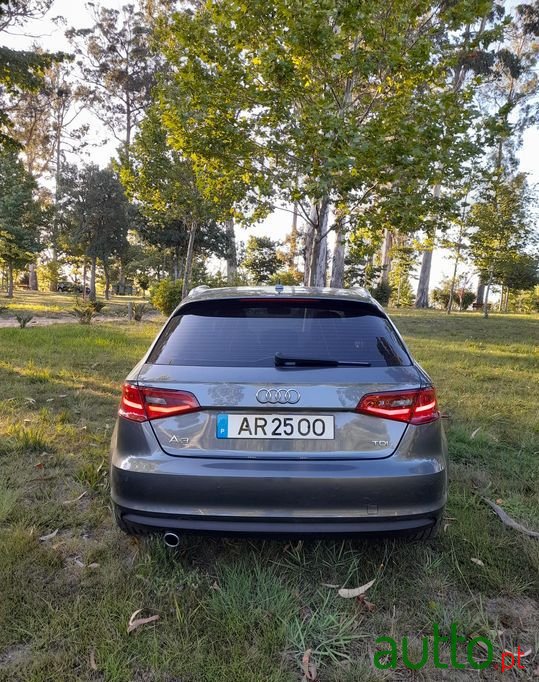 2015' Audi A3 Sportback photo #5