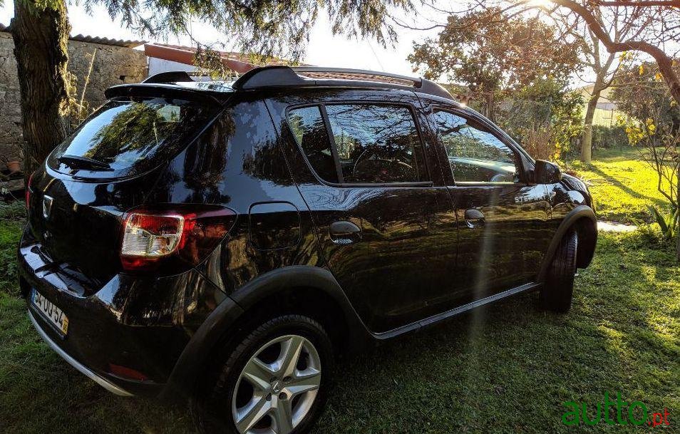 2014' Dacia Sandero Stepway photo #4