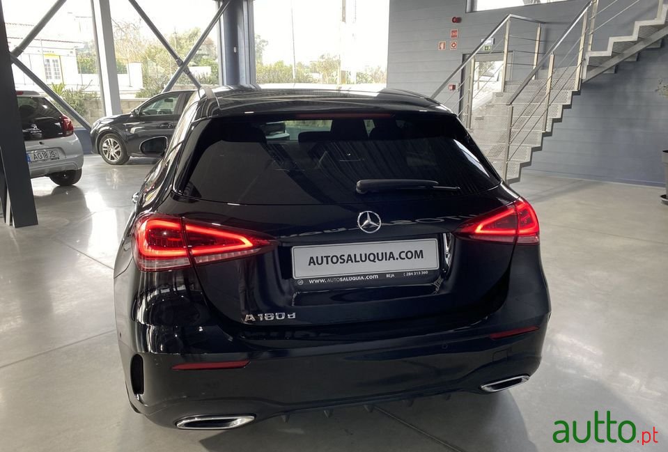 2021' Mercedes-Benz A-180 photo #4