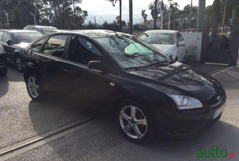 2007' Ford Focus photo #2