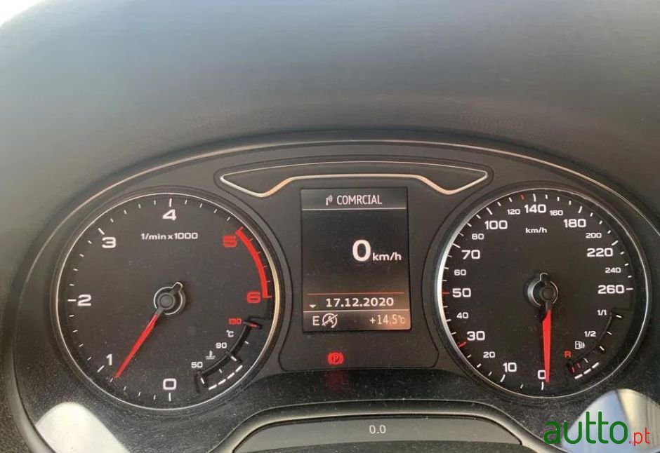 2013' Audi A3 Sportback photo #3