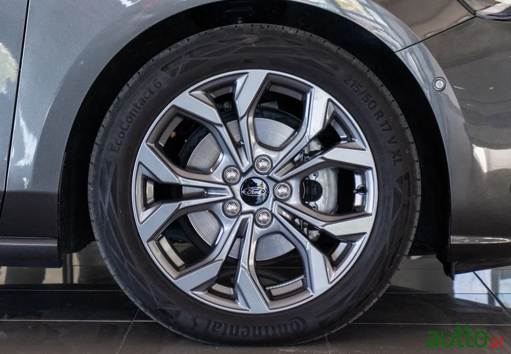 2024' Ford Focus Sw photo #4