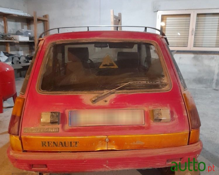1985' Renault 5 1.1 Gtl photo #1