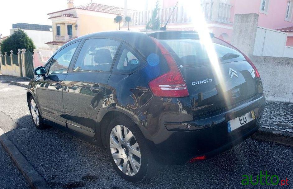 2007' Citroen C4 photo #1