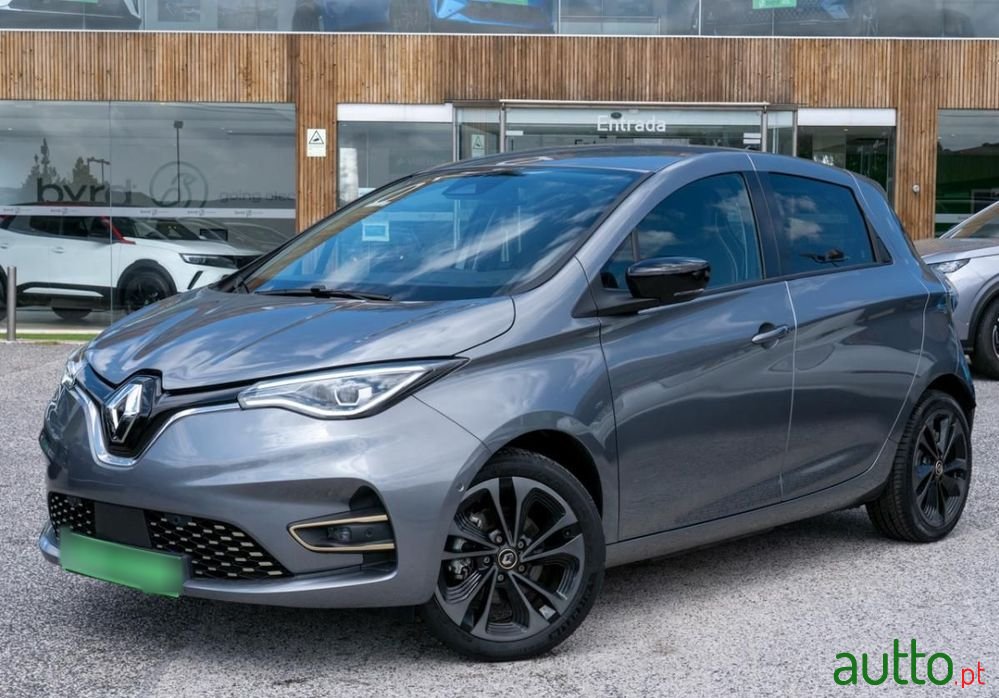 2023' Renault Zoe photo #2