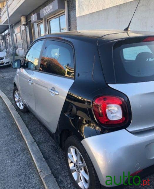 2016' Smart Forfour Passion photo #2