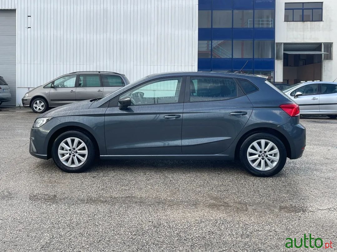 2021' SEAT Ibiza photo #2