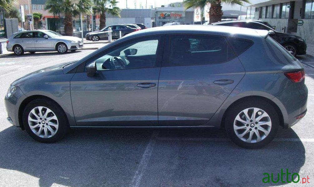 2014' SEAT Leon 1.6 TDi Style Ecomotive photo #3