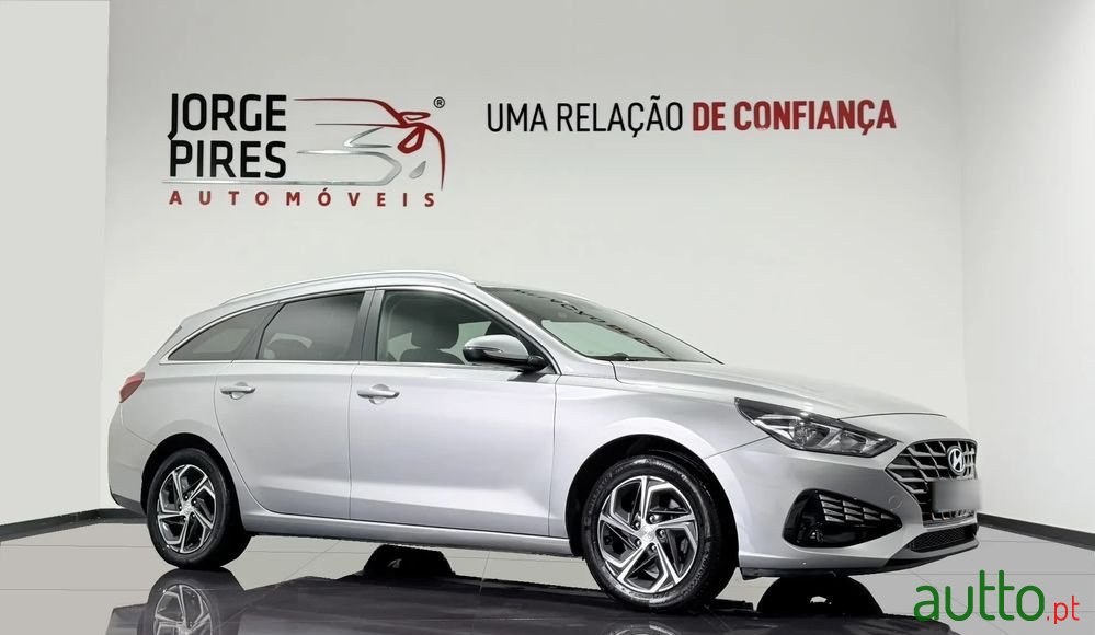 2021' Hyundai i30 Sw photo #2