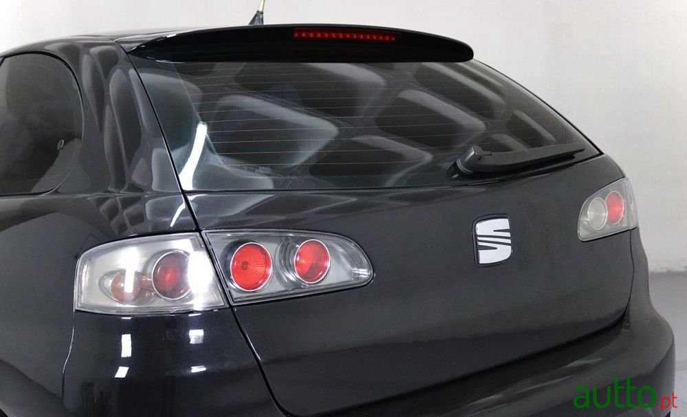 2006' SEAT Ibiza 1.9 Tdi Fr photo #4