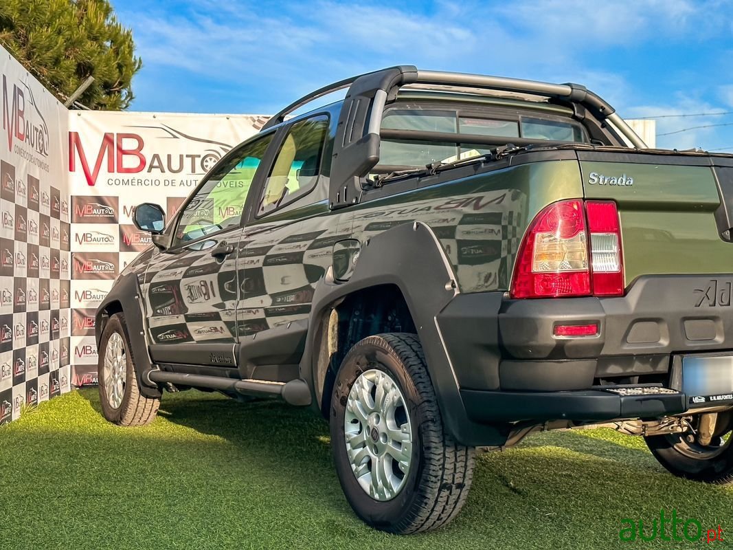 2014' Fiat Strada photo #3