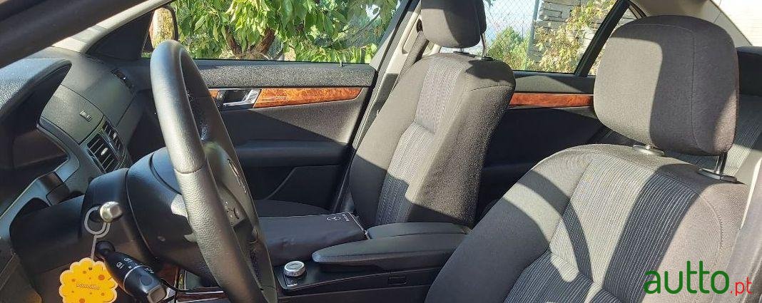 2007' Mercedes-Benz C-220 Nacional photo #1