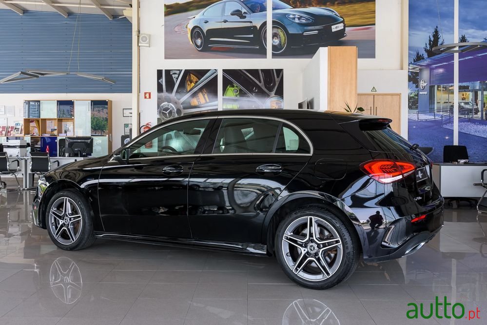 2021' Mercedes-Benz Classe A E Amg Line photo #3