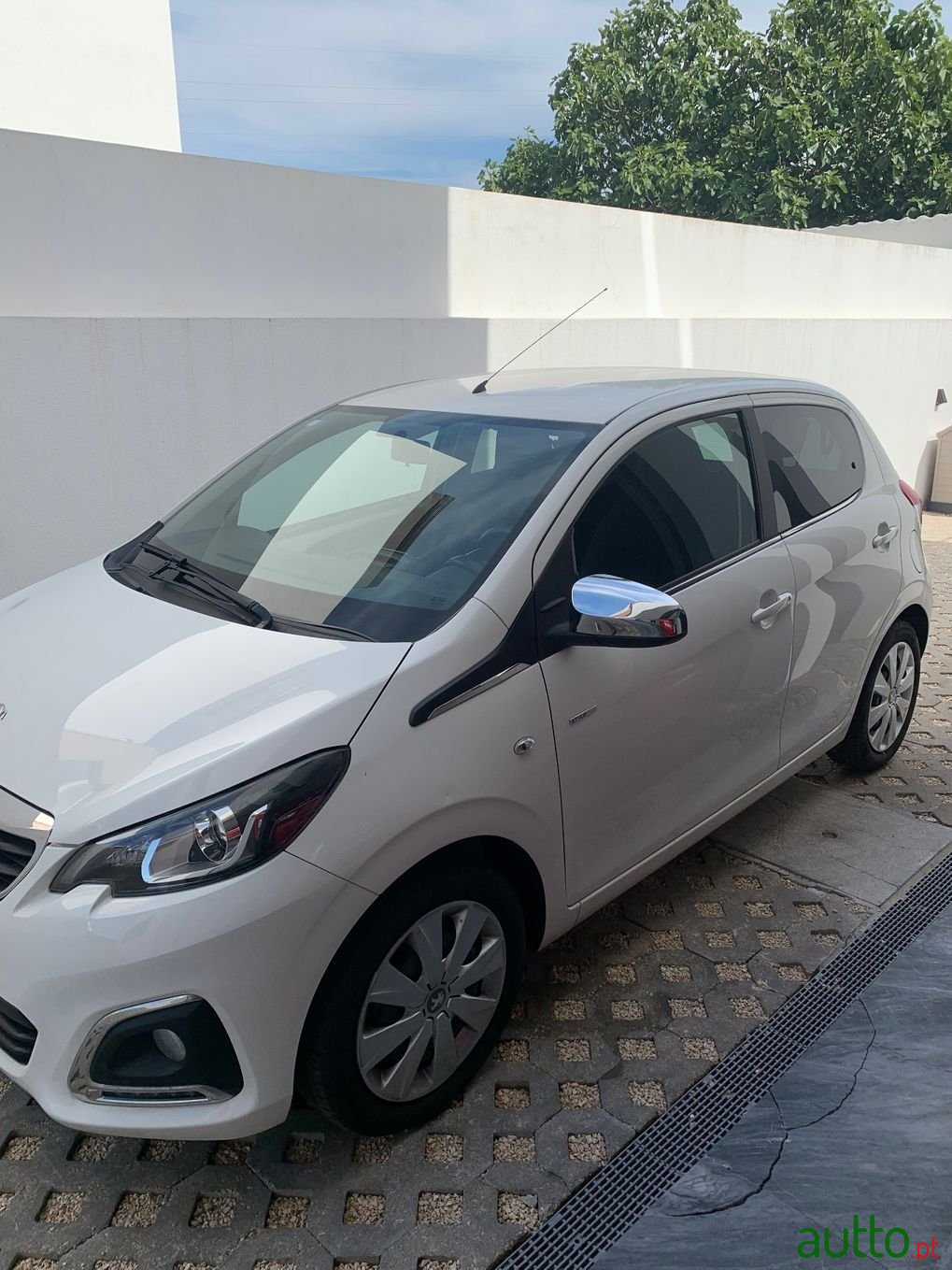 2019' Peugeot 108 photo #3