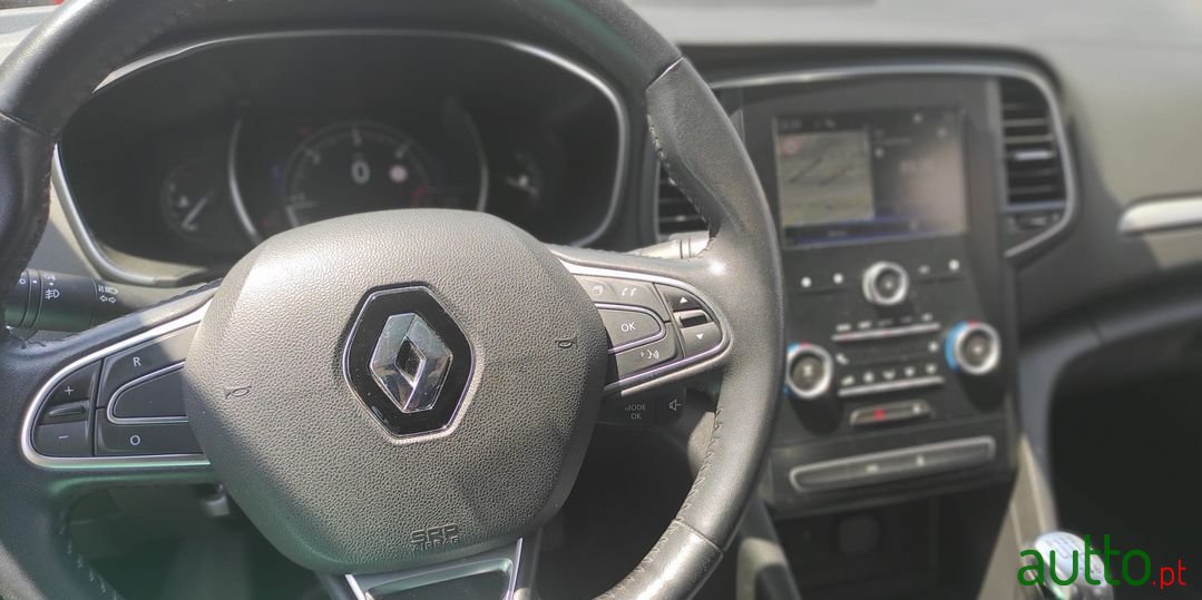 2017' Renault Megane photo #5