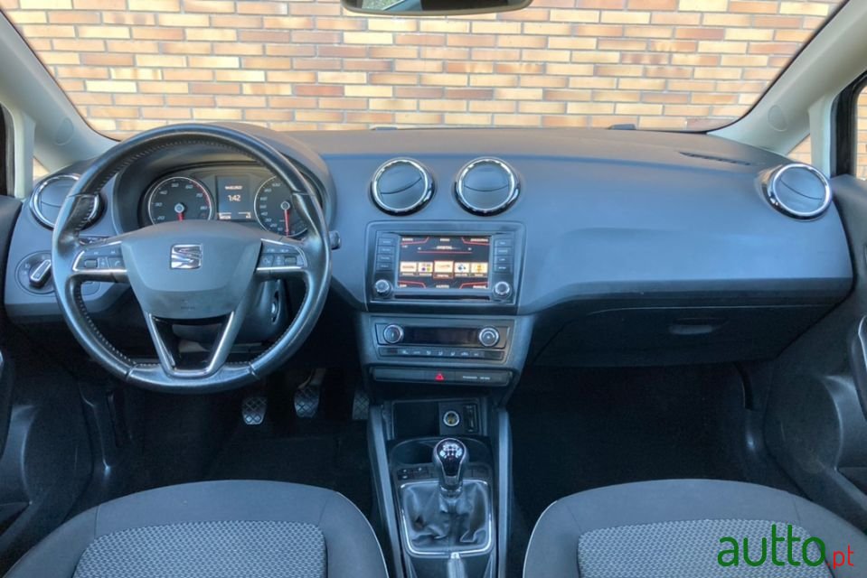 2016' SEAT Ibiza St photo #5