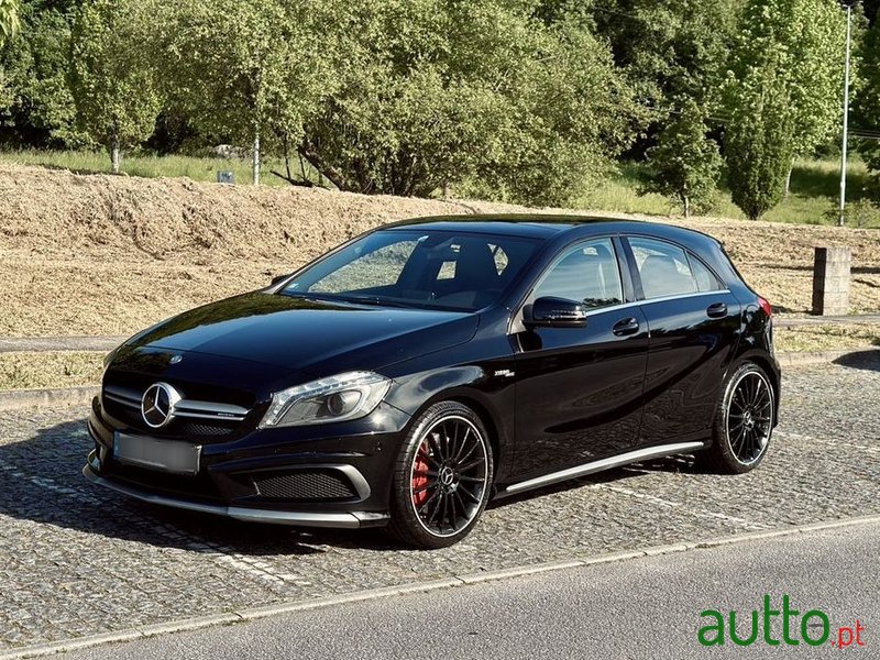 2015' Mercedes-Benz A 45 AMG photo #1