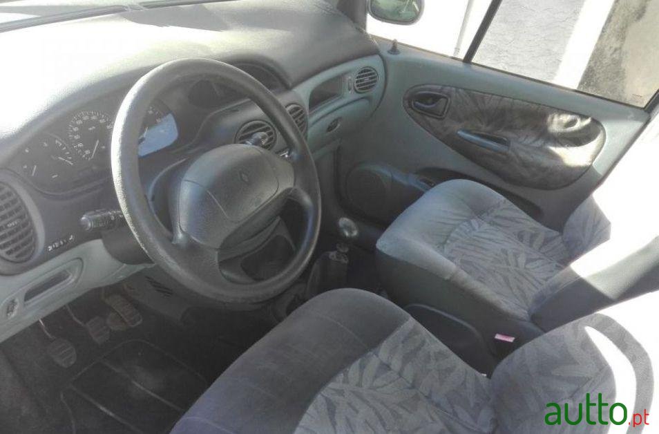 1998' Renault Scenic Megane photo #1