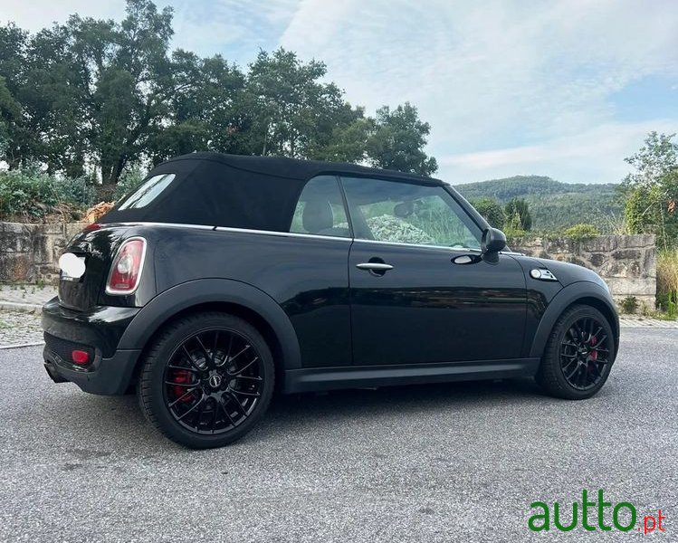 2010' MINI John Cooper Works photo #5