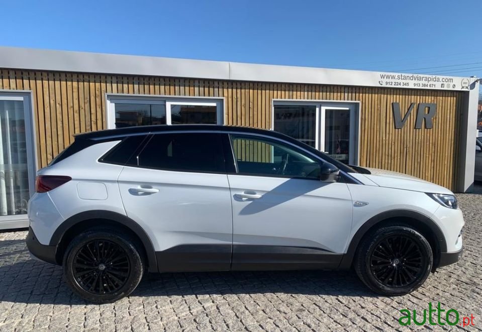 2018' Opel Grandland X photo #6