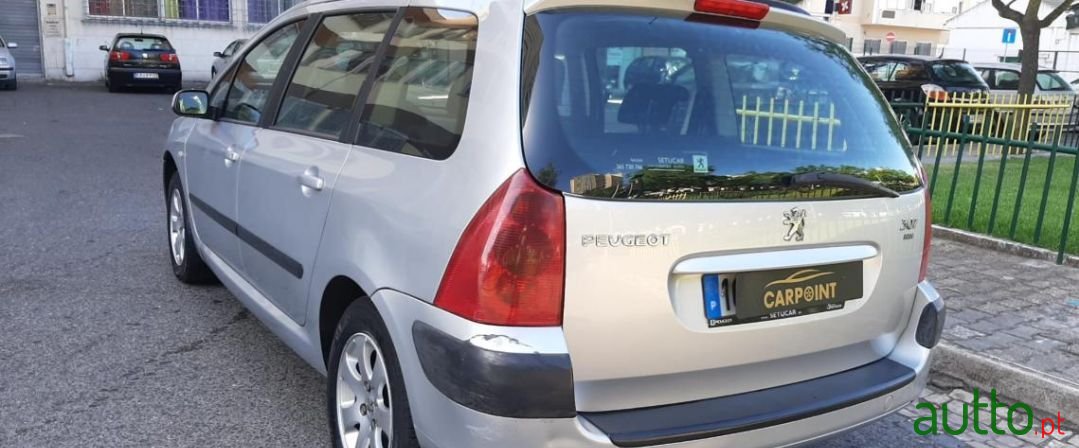 2004' Peugeot 307 Sport photo #2