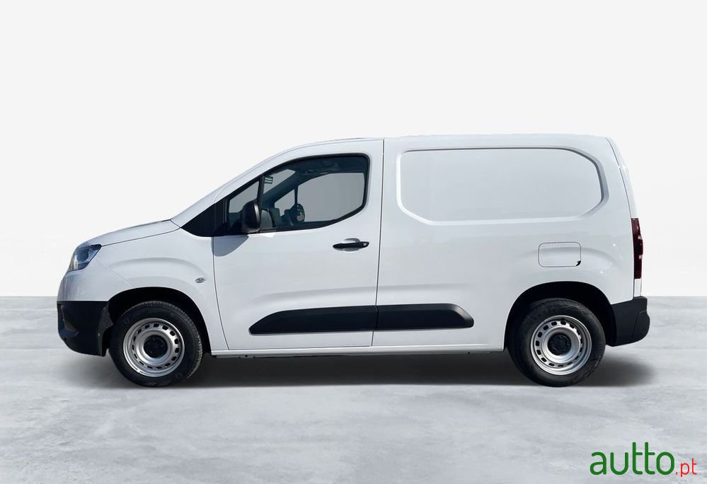 2022' Toyota ProAce photo #3