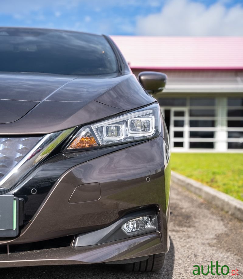 2024' Nissan Leaf N-Connecta photo #4