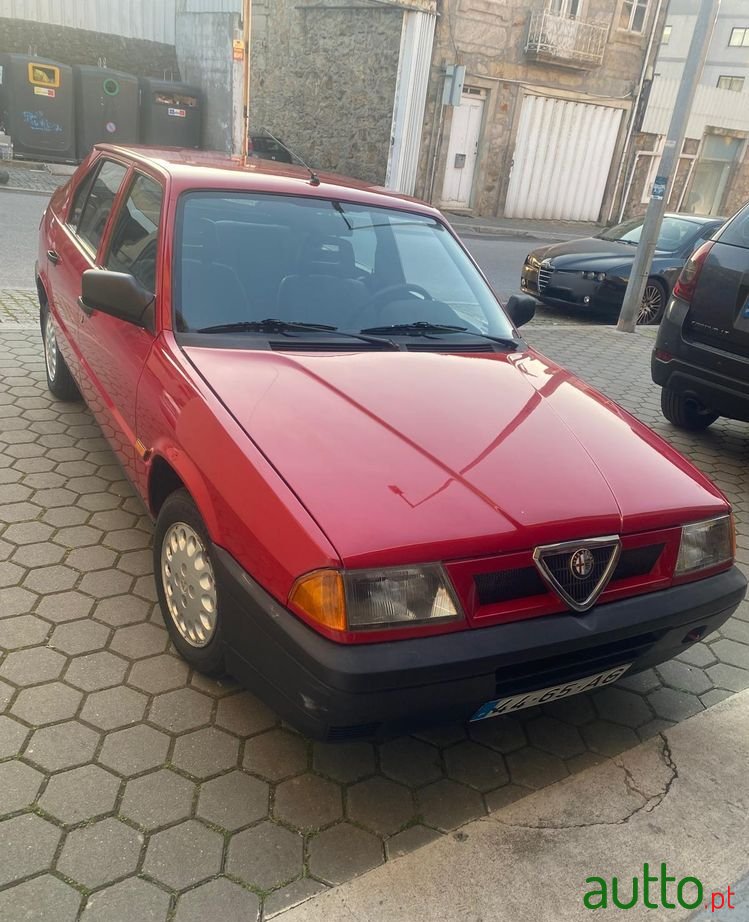 1992' Alfa Romeo 33 photo #4