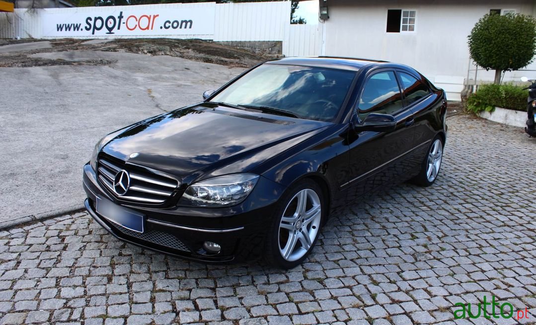 2009' Mercedes-Benz Clc-220 photo #1