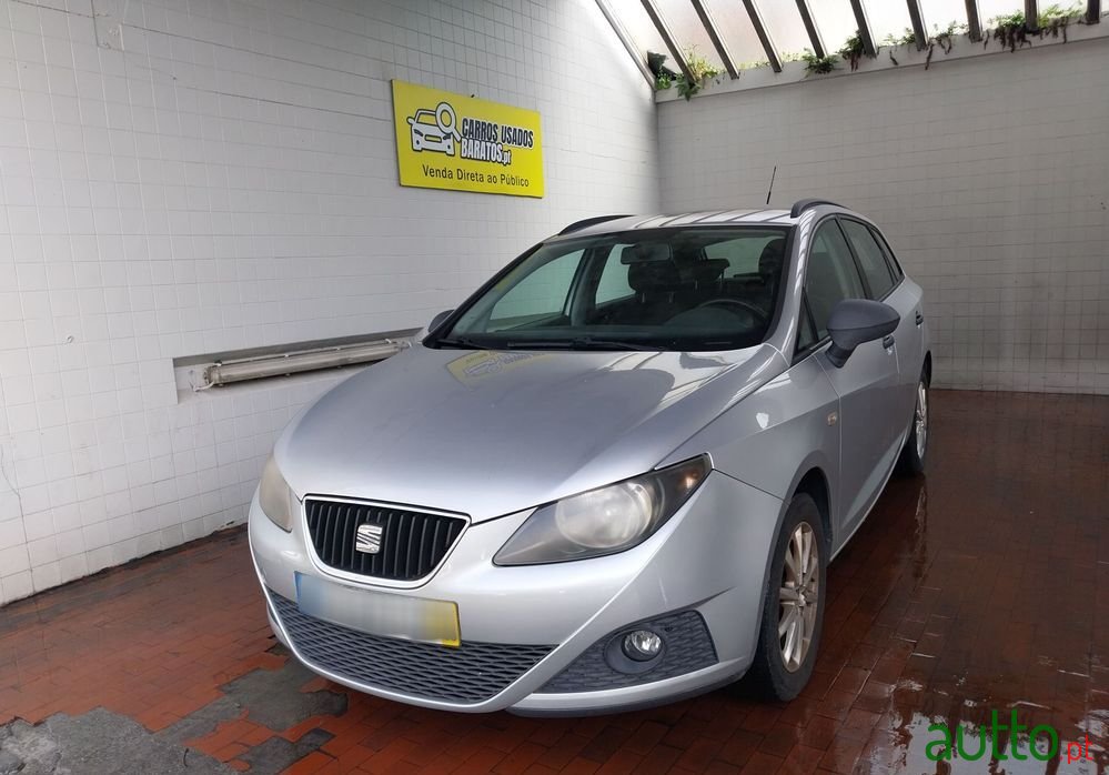 2012' SEAT Ibiza photo #1