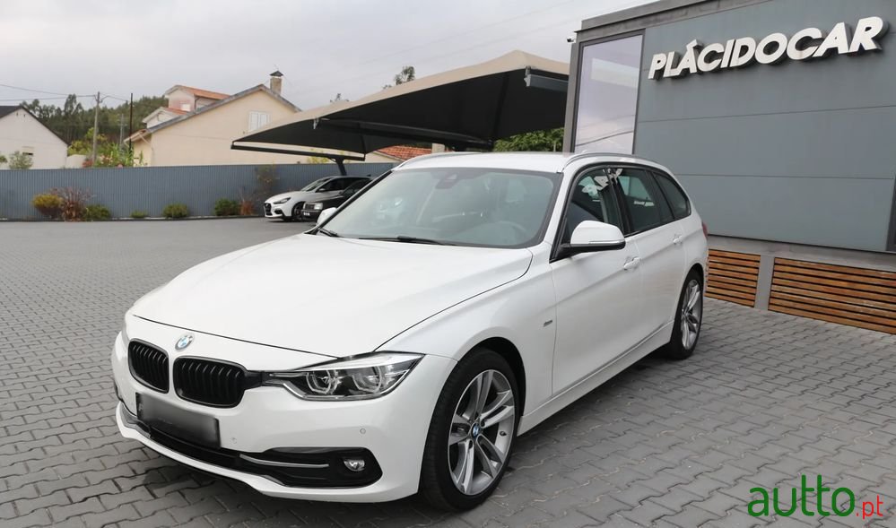 2017' BMW Série 3 D Touring photo #2