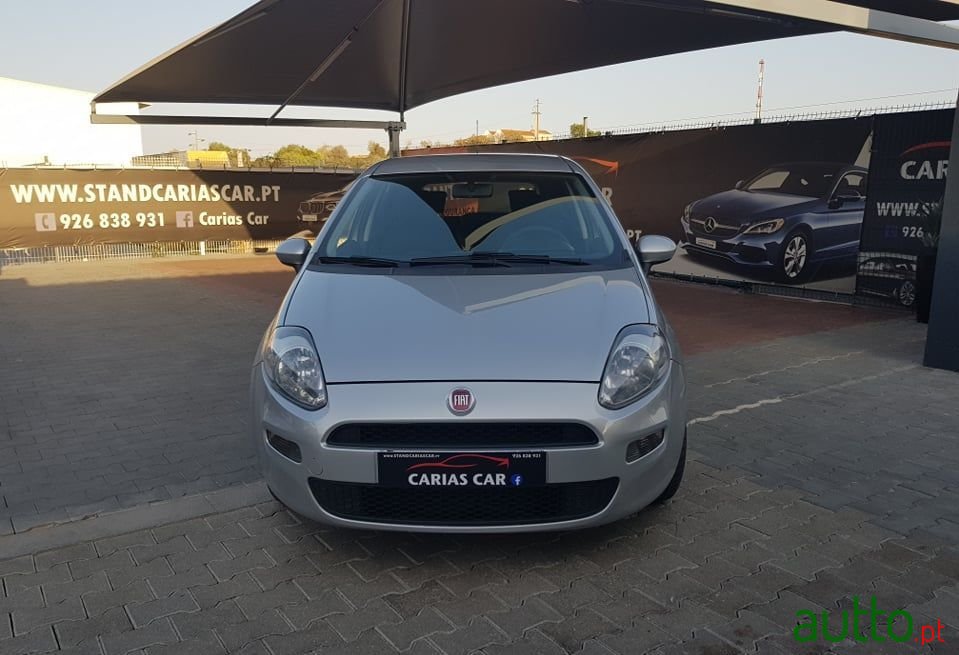 2013' Fiat Punto photo #2